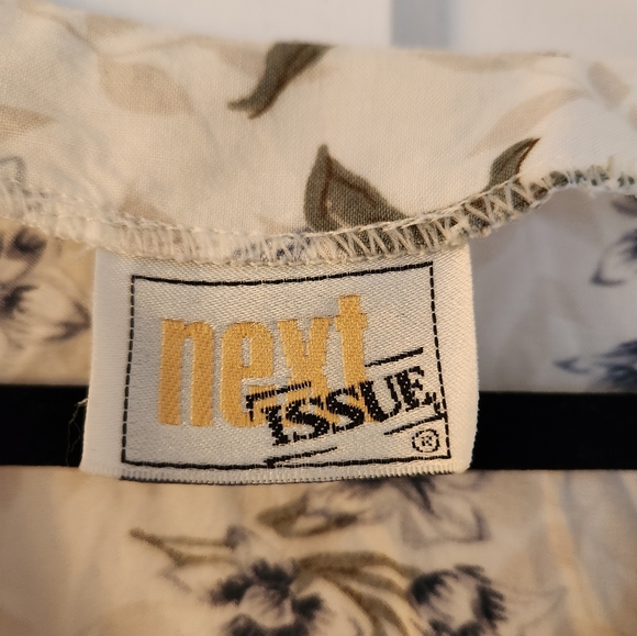 🤍Vinatge Cream Button Front Dress🤍 - Picture 4 of 4